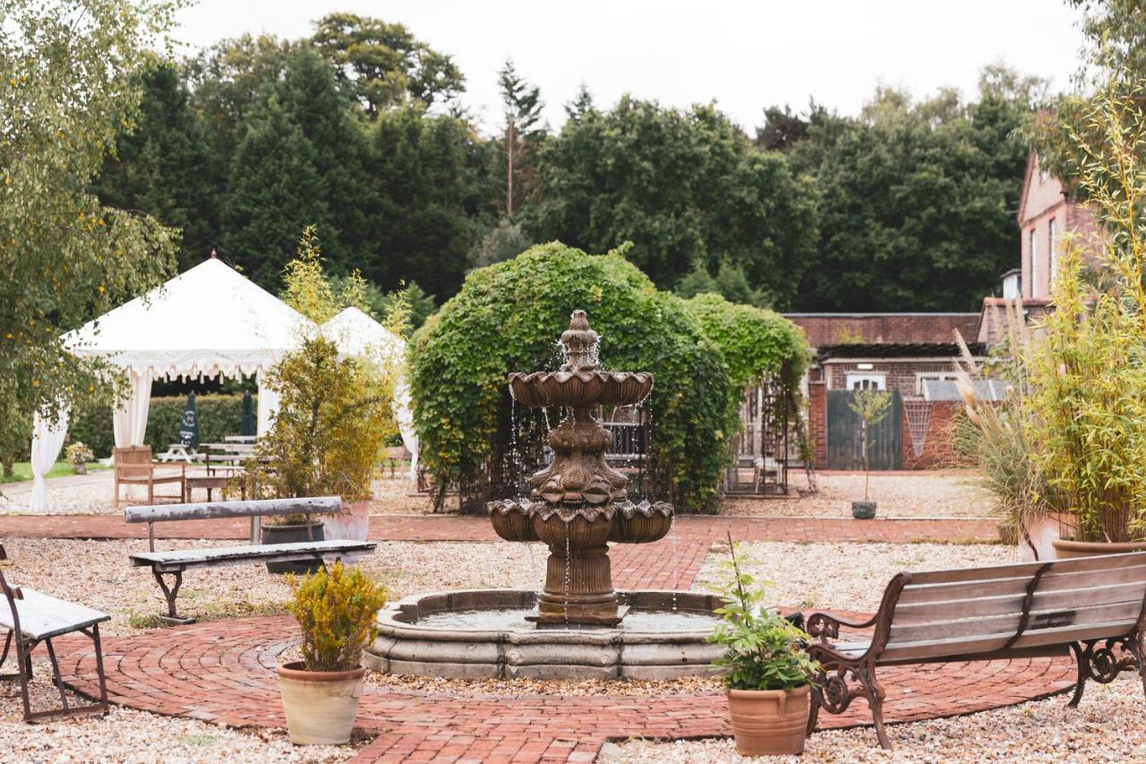 Hotel Trading Boundaries Uckfield Exterior foto